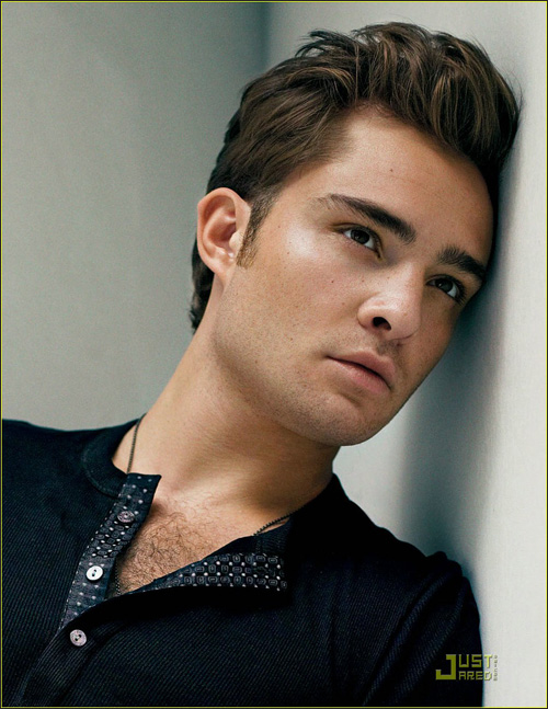  English actor and musician best known for his role as Chuck Bass in the 